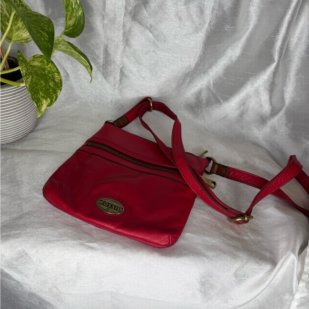 Fossil Cherry Red Crossbody Vintage Bag